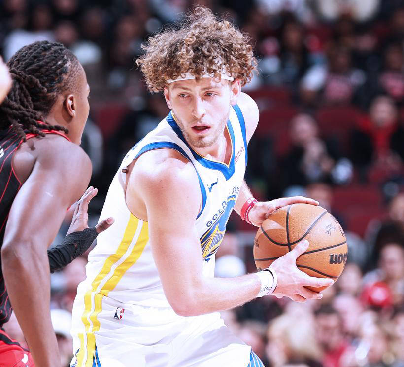 开云体育-关于巴特勒在西班牙队比赛中出色防守,惊险取胜引发热议!的信息